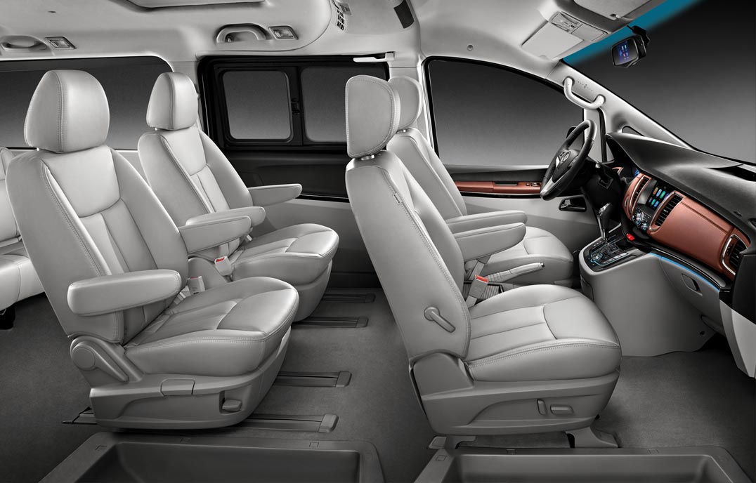 江淮瑞风m4新款床车视频,瑞风m4自动挡床车自驾游