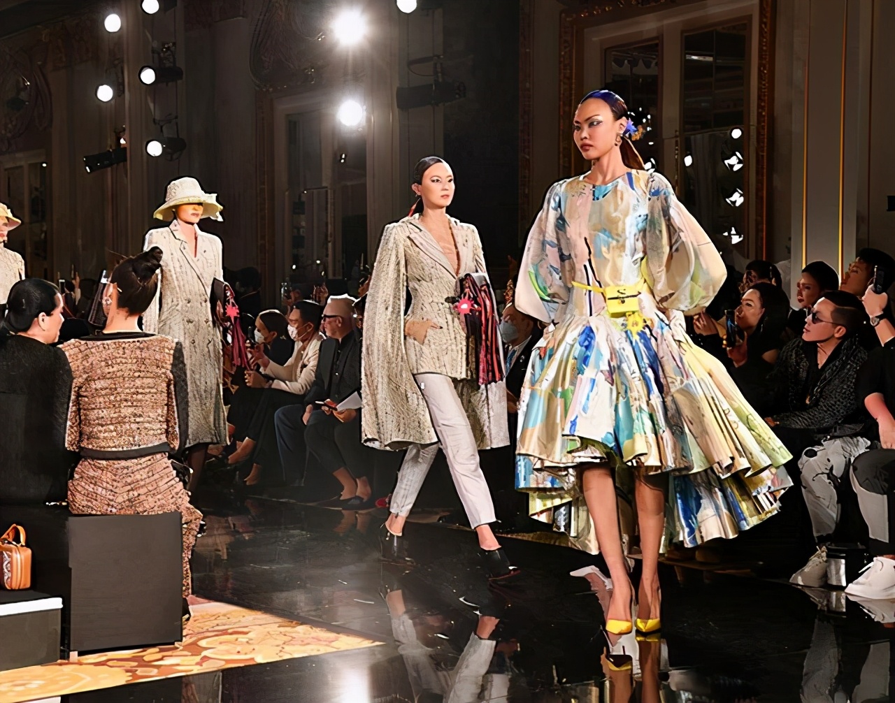 泰国公主诗妮娜,泰国公主惊艳出场