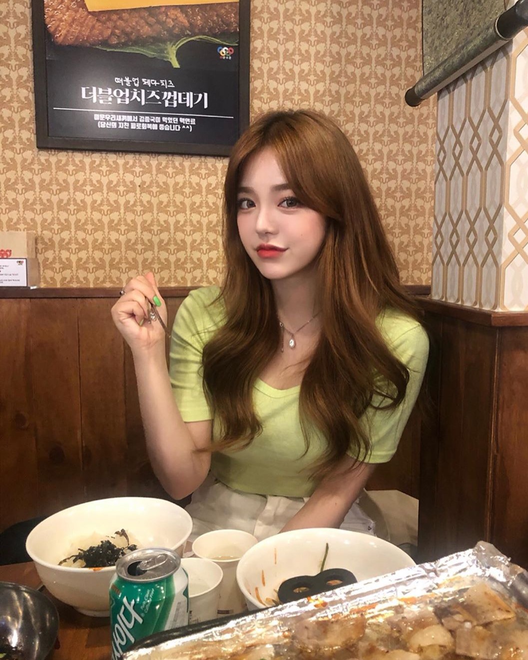 懒卷发型照片,懒卷发型