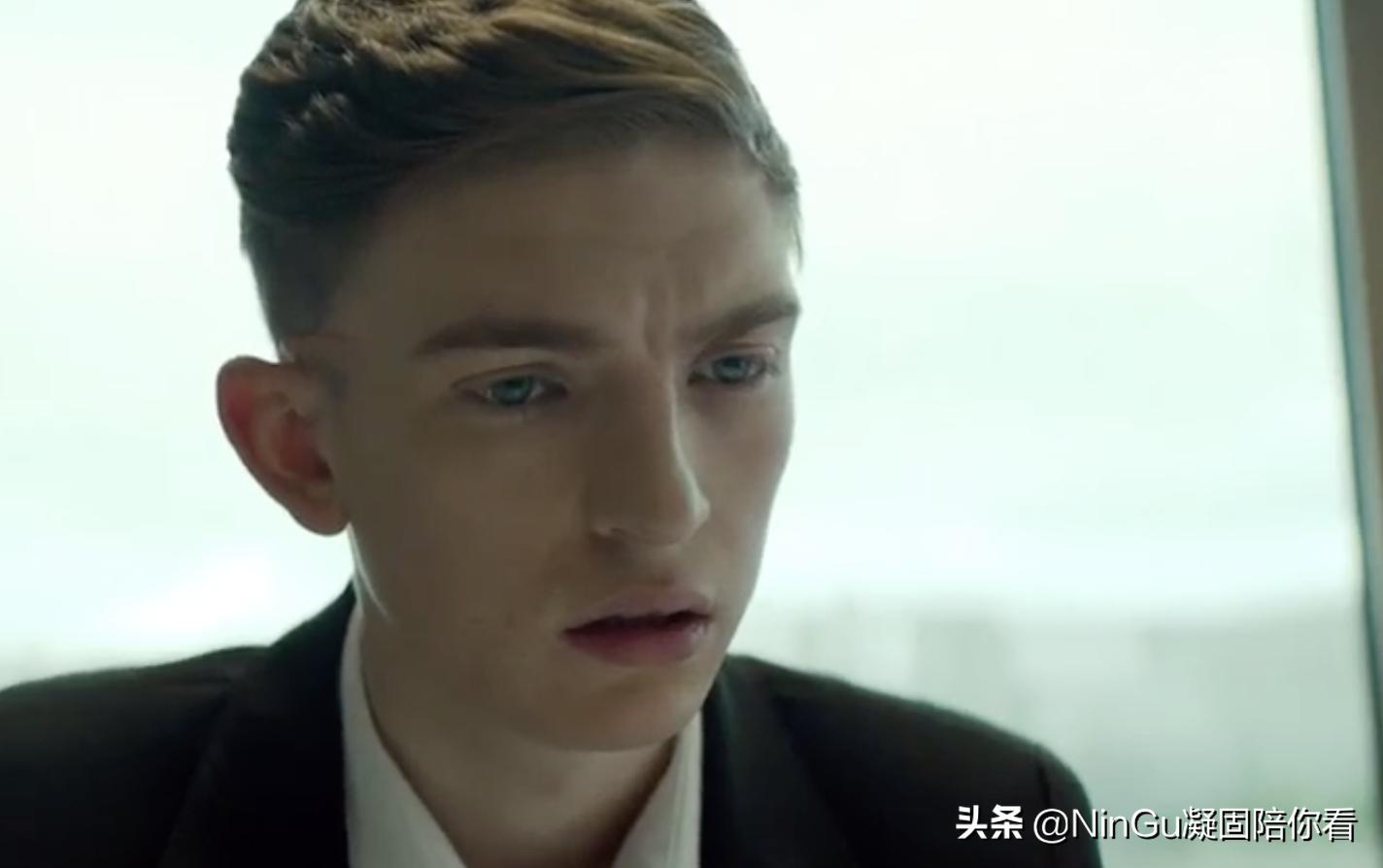 男子被炸碎后发现自己变成机器人,男子被枪击中变身