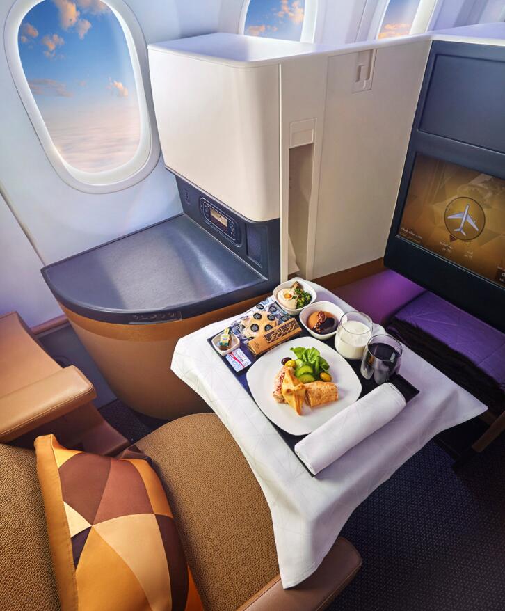 回国阿布扎比转机需要过境签证吗,阿布扎比申请绿码快吗