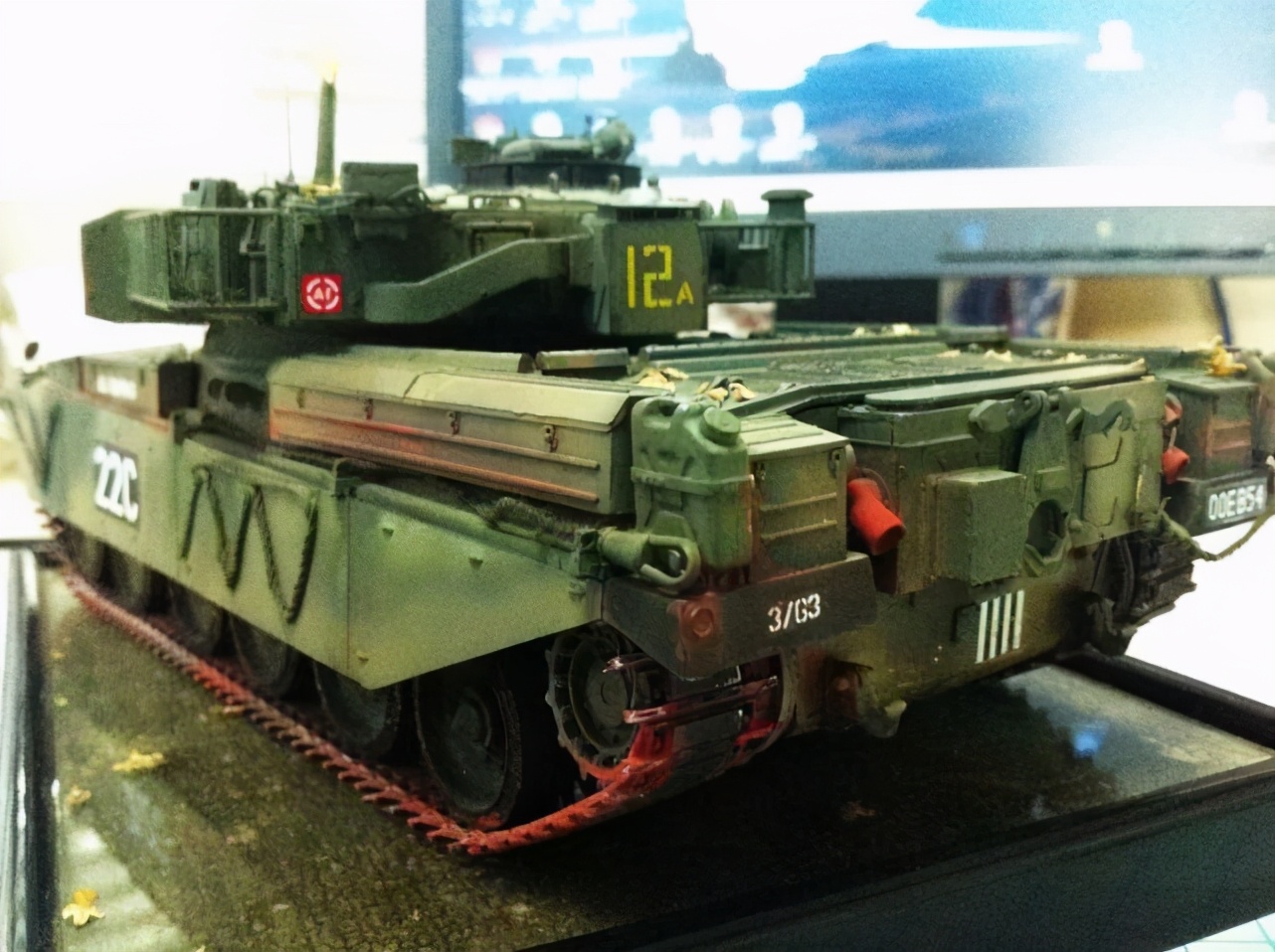 如何做一辆逼真的坦克模型？这些步骤必不可少，连餐巾纸都有奇效