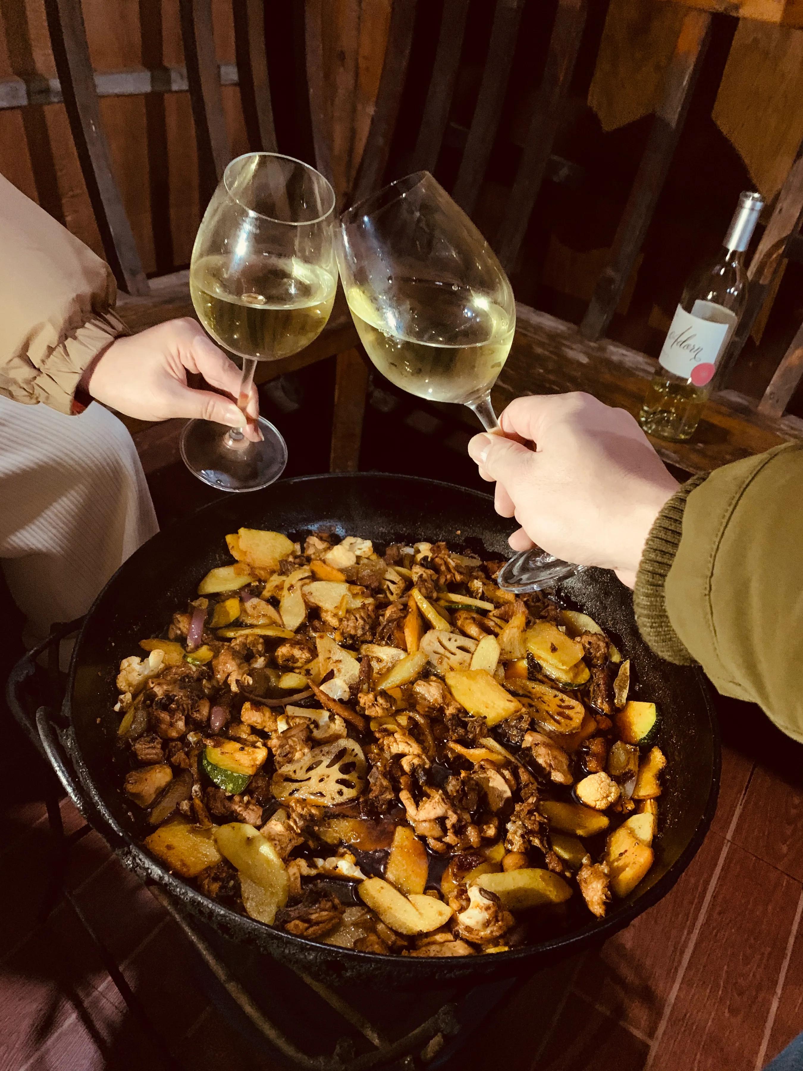 海螺沟燕子沟旅游攻略,海螺沟和燕子沟哪个更值得去