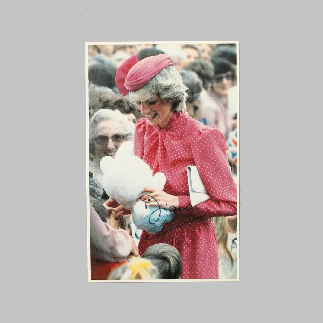 四月拍写真,四月走秀镜头