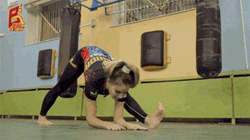 跑步机跑步前的热身和拉伸,跑步后拉伸热身运动完整版