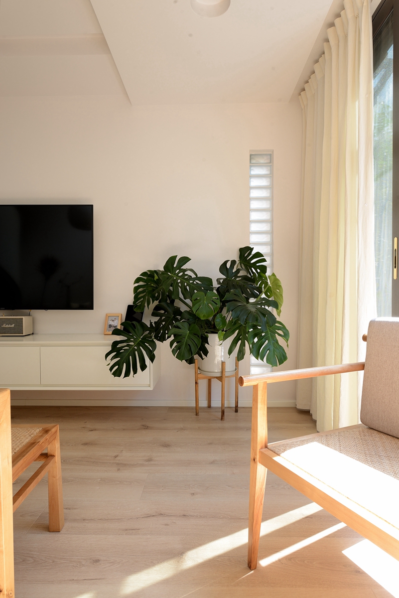 小城的生活简简单单普普通通,很向往学生时代的生活