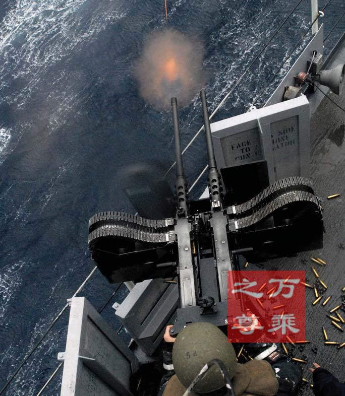 m2机枪打日军碉堡,m2机枪为什么不被淘汰