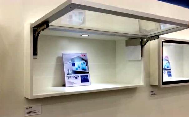 中外五金“PK”：你以为我只是在谈“美的生活”？