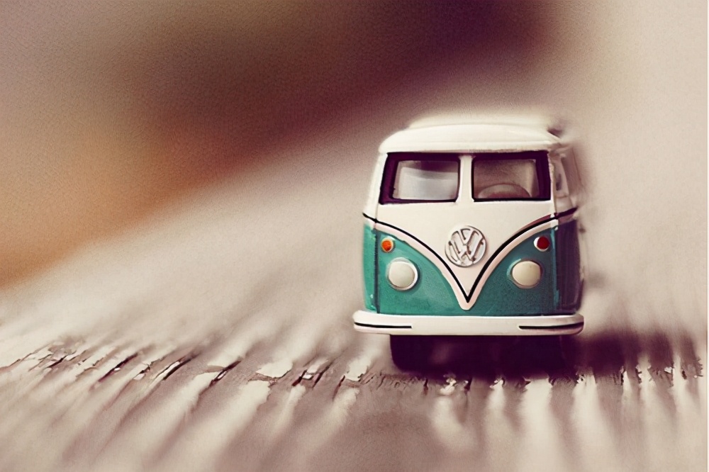 恋爱八年女方该催婚吗,一辈子不结婚被催婚怎么办