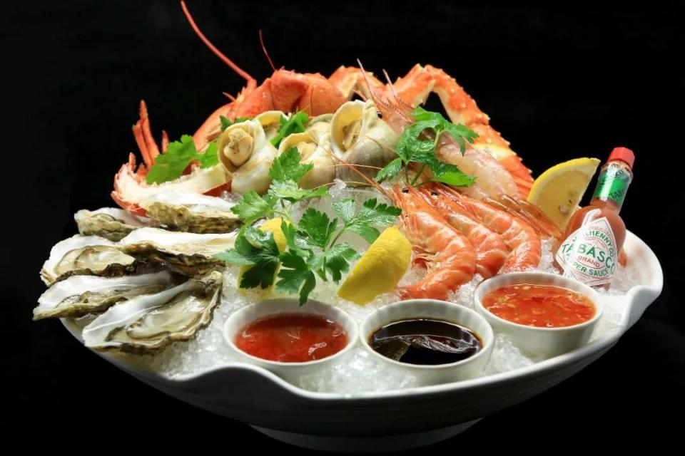 eason周杰伦同台,周杰伦跨时代eason