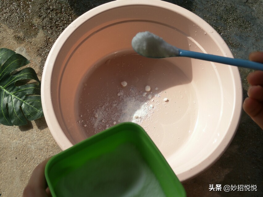 凉拖鞋脏了怎么清洗妙招,凉拖鞋脏刷不掉用什么方法