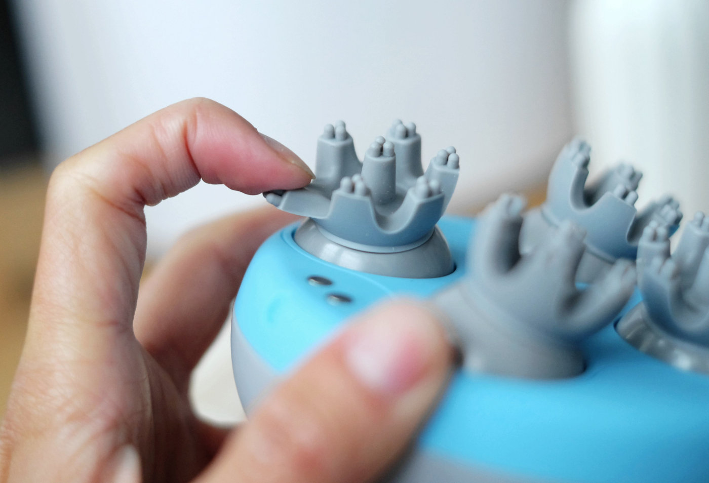 头部按摩神器倍轻松测评,功能最全的头部按摩器