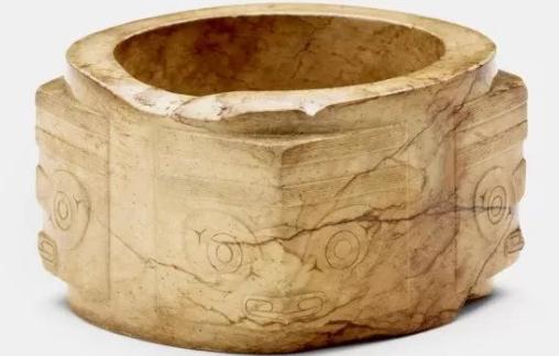 在纽约贩卖良渚古玉的中国商人：卢芹斋、姚叔来、李文卿及游筱溪