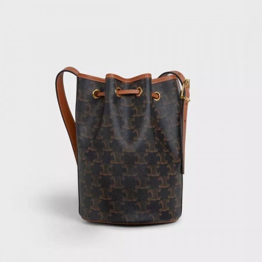 欧阳娜娜化妆水,欧阳娜娜有多强