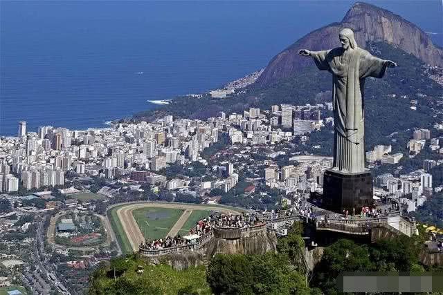 巴西面积大为啥不发达,巴西为何没有成为发达国家