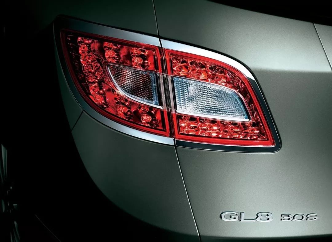 传祺车型gl8,传祺gl82016