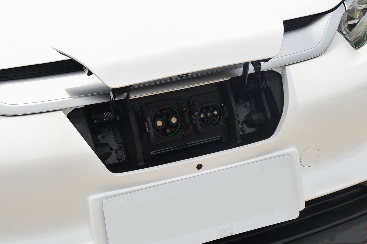 比亚迪未售最高端三十万纯电动suv,比亚迪新款纯电suv