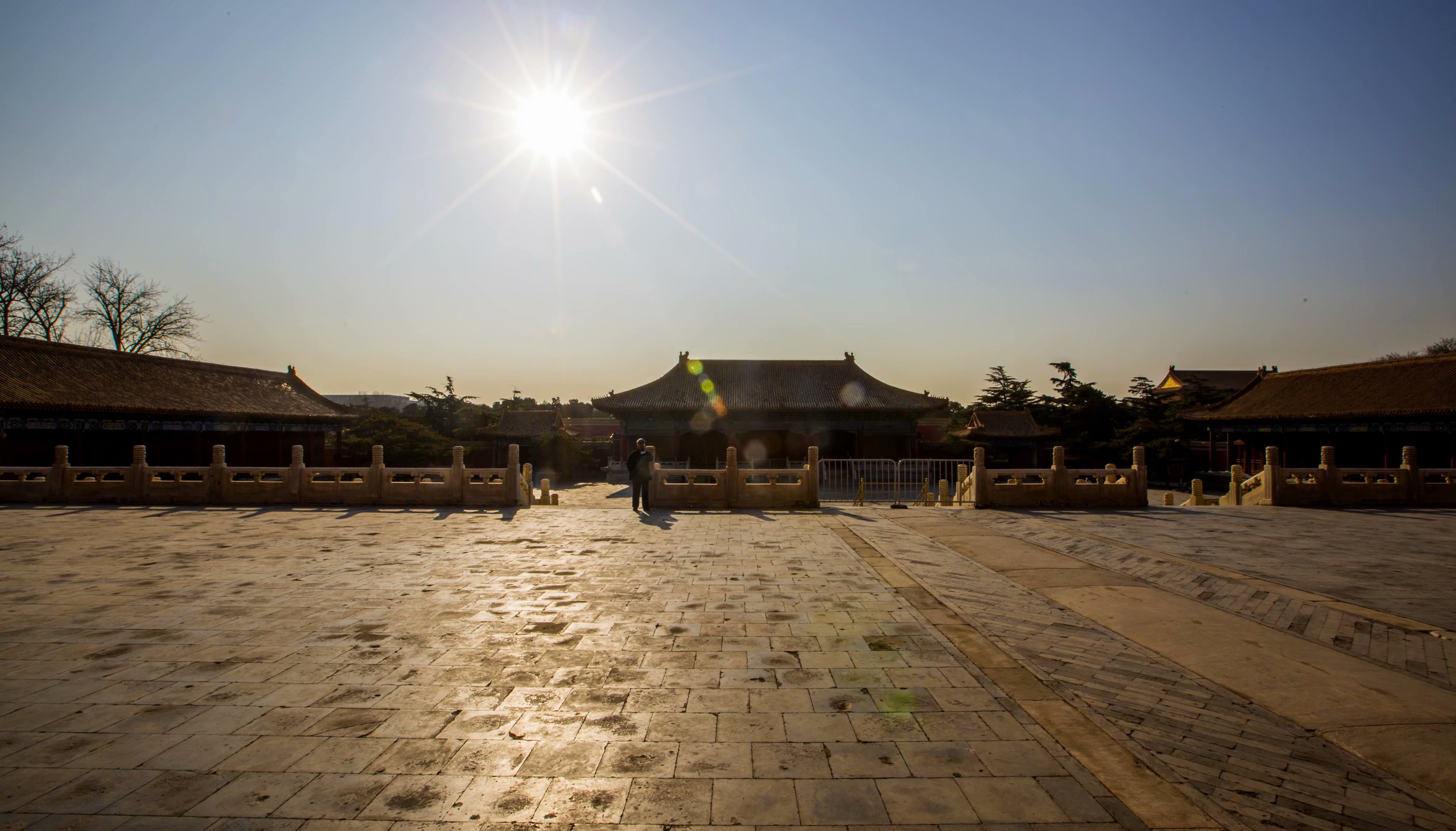 太庙，位于北京市东城区东长安街*安门天**东侧，始建于明永乐十八年