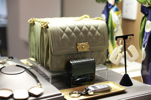 海藻面膜用完后别扔掉,面膜用完别扔呀