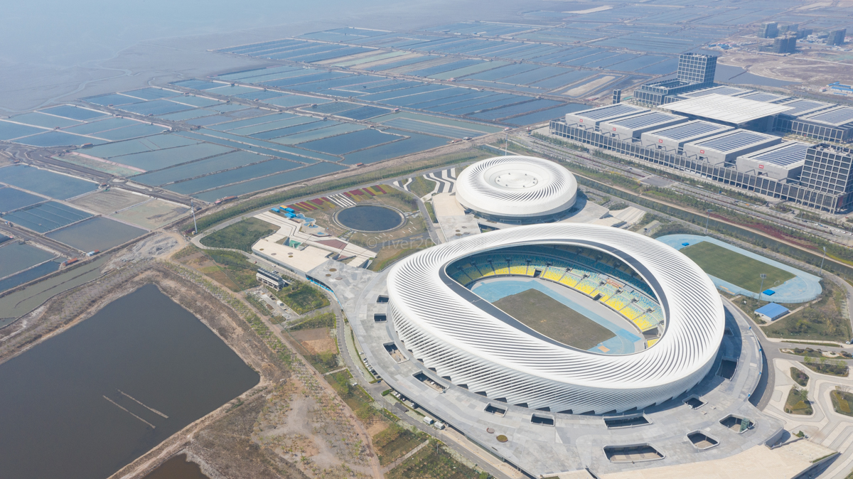 青岛鸟巢好玩的地方,青岛有哪些大型体育场