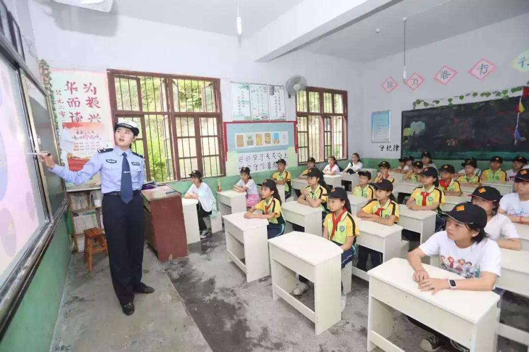 交通安全公益宣讲团,云南道路交通安全公益宣传活动