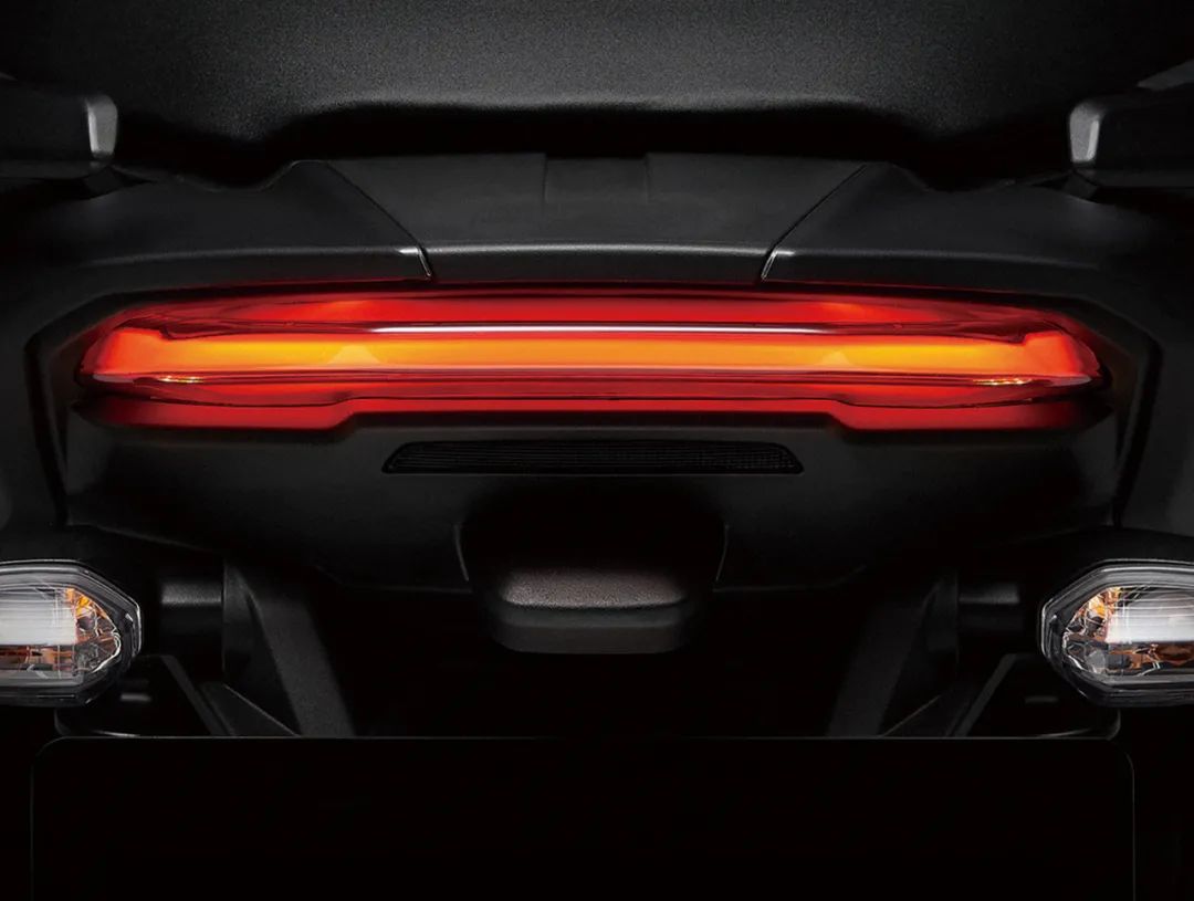 雅马哈force155二代,雅马哈force155爆改