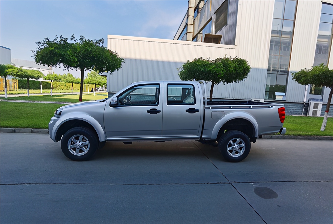 长城风骏2.0t和2.8t有啥区别,长城风骏8万元左右的车