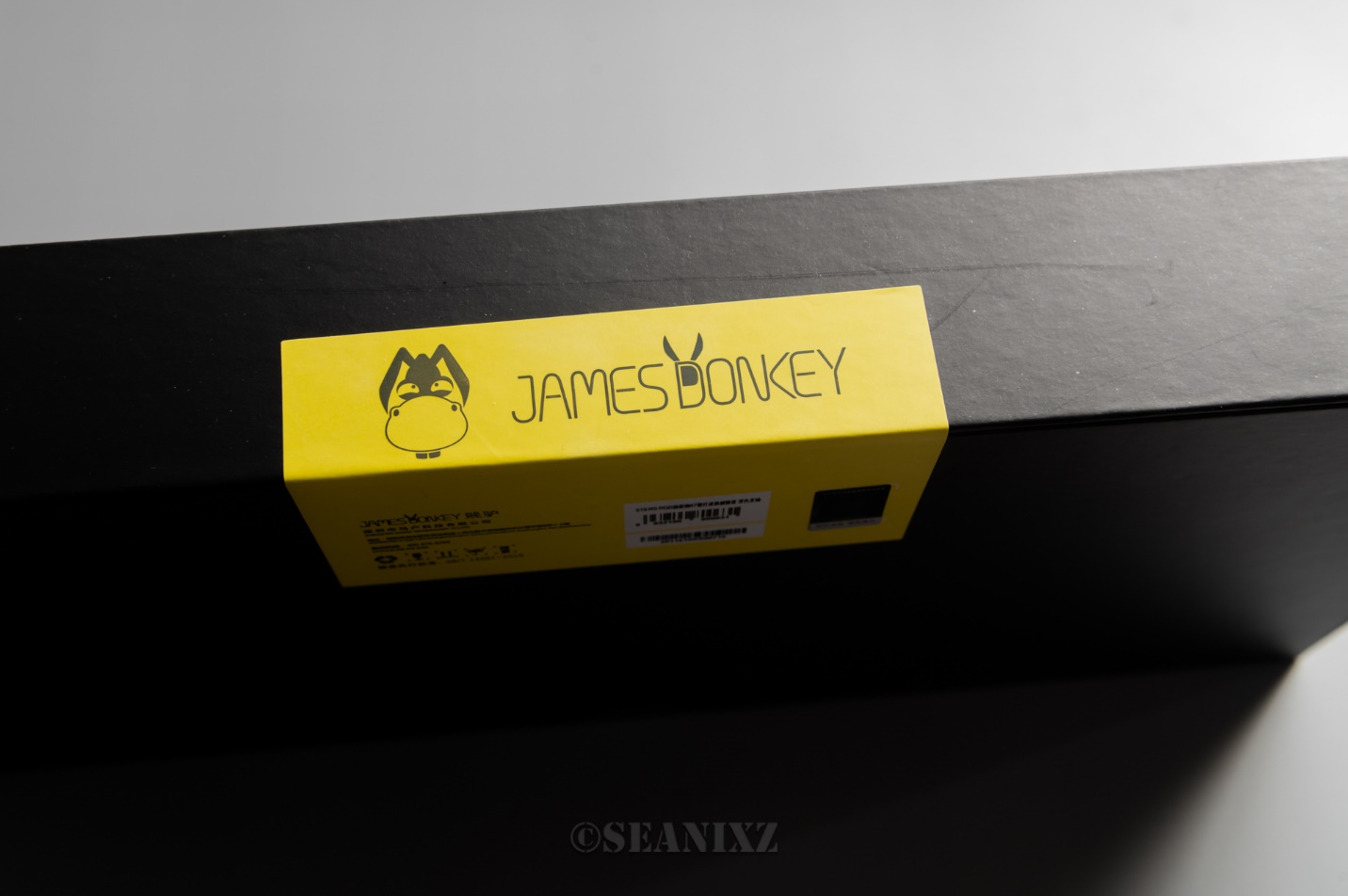 赛博朋克风格近战机械武器玩具,赛博朋克风高科技装备