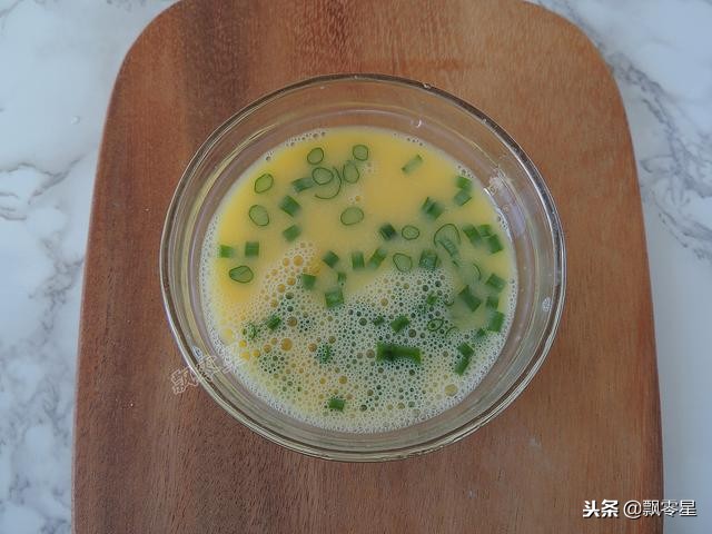 饺子皮不用再费劲捏了,饺子皮多了做饼