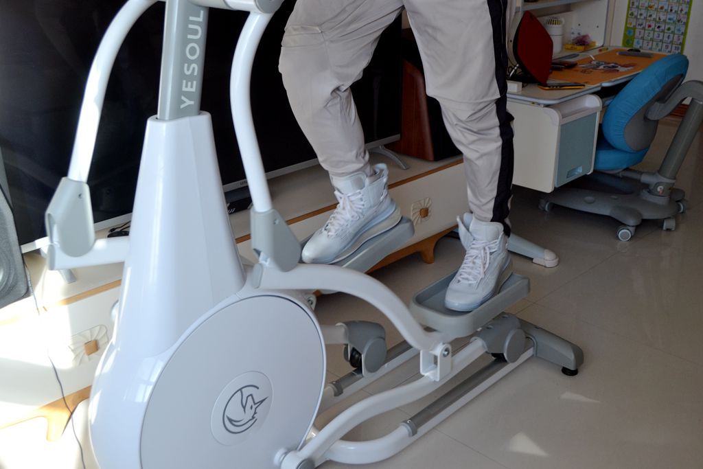 閲庡皬鍏芥き鍦嗘満瀵规瘮,閲庡皬鍏芥き鍦嗘満鏂版墜鍏ラ棬鏁欑▼