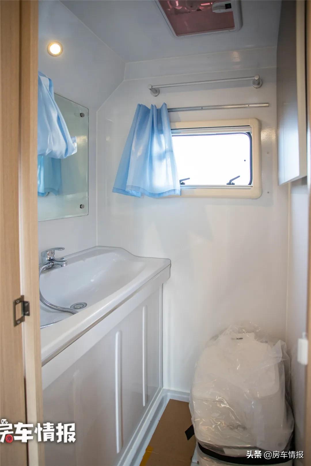 大通t90皮卡房车和长城自由炮,长城皮卡房车四驱汽油自动挡