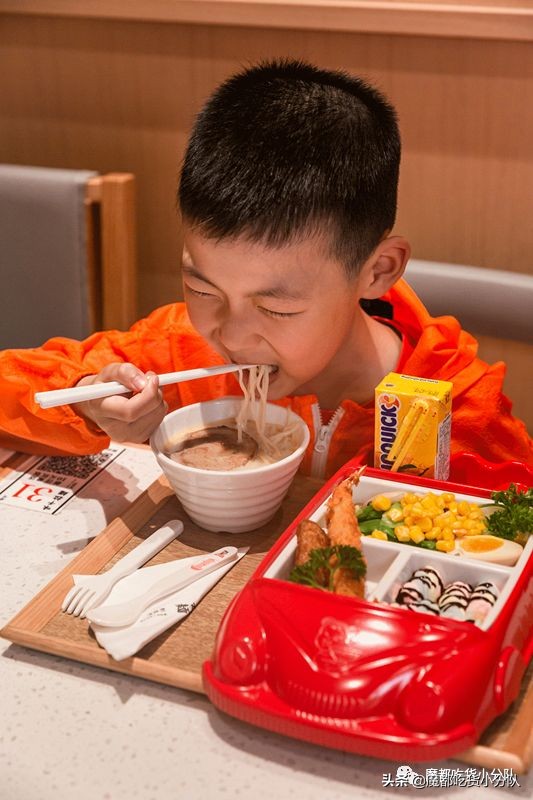 开遍全球的兰州拉面,最近很火的拉面店