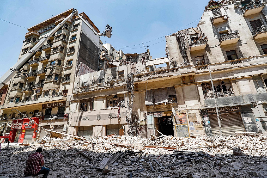 预制板坍塌的原因,预制板楼房渗漏会引起楼房坍塌吗