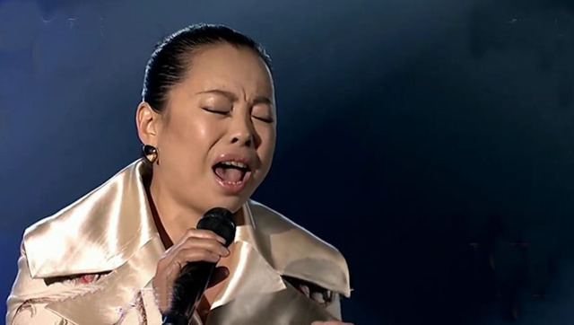 黄绮珊最巅峰现场,黄绮珊揭面大反差