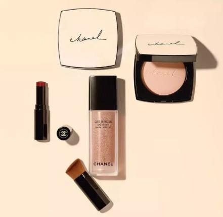 ladygaga也出彩妆了买还是不买,ladygaga的彩妆