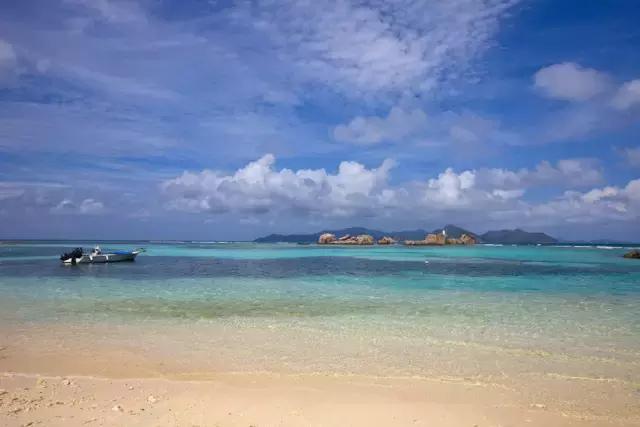 蜜月旅行就去这些海岛你值得拥有,10个最适合蜜月旅行的海岛