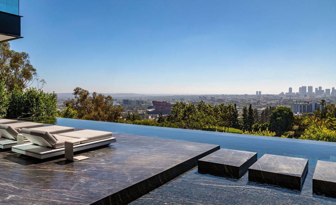 上千亿的顶级豪华别墅,最豪华的高科技别墅