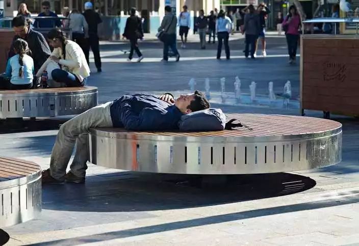 商业街区的景观设计要点和原则,复古怀旧商业街景观设计