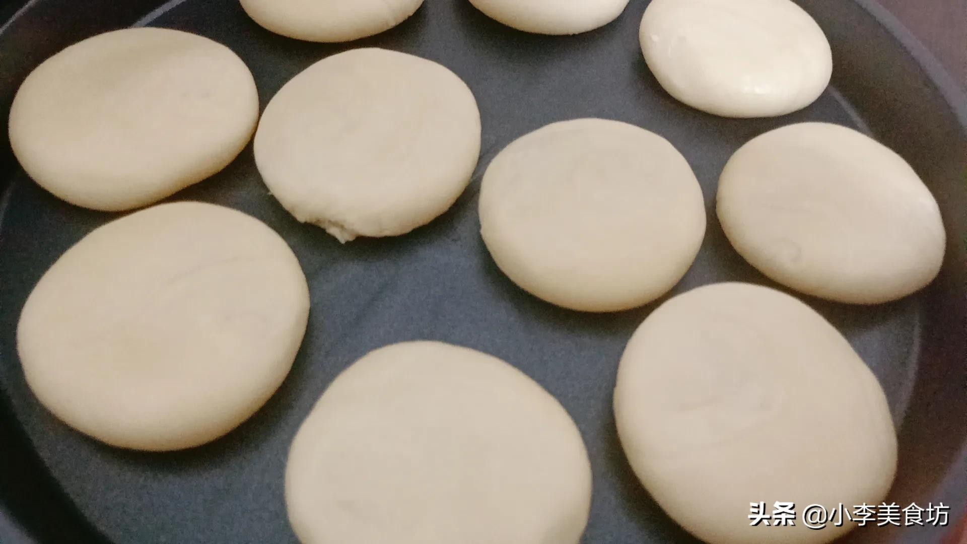 家庭酥皮绿豆饼做法,家庭版自制酥皮绿豆饼