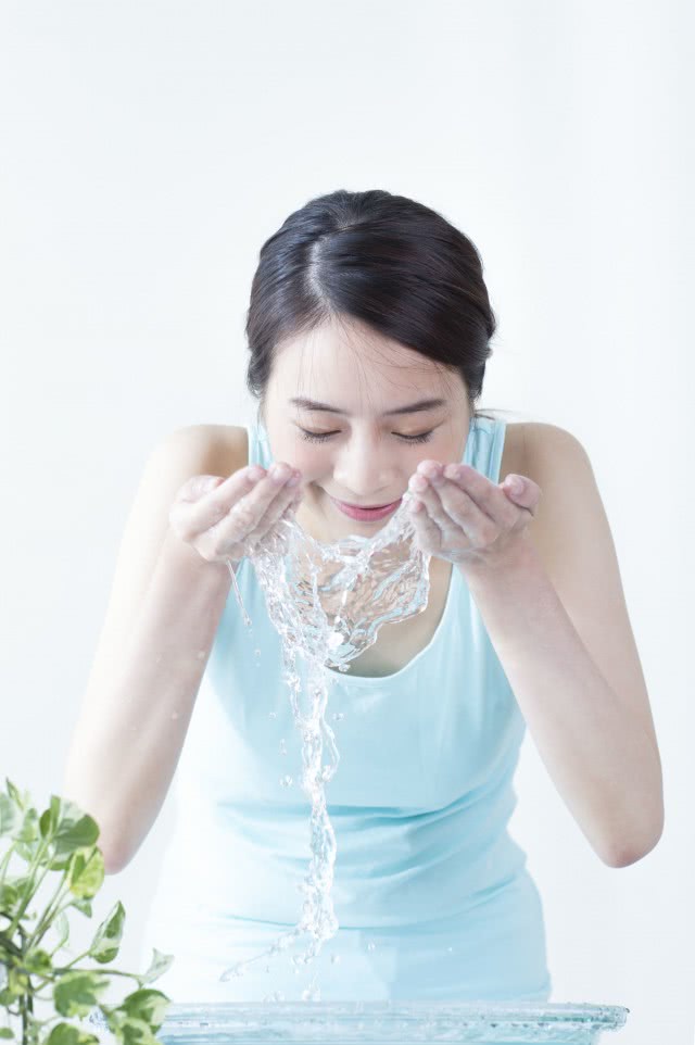 青少年怎样保养皮肤教你如何永葆年轻