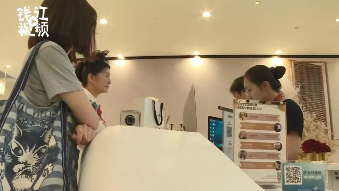 买1千多的裙子,1万多买的连衣裙