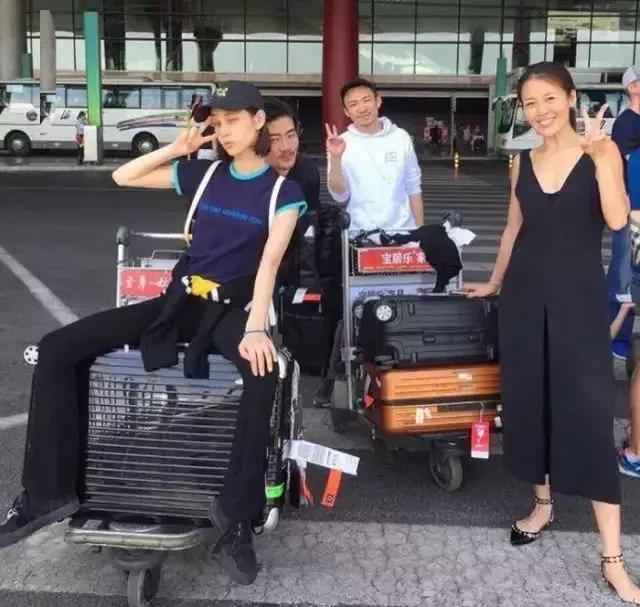 鬼马风格日本模特Kiko,是怎样撩到时尚领导者GD的