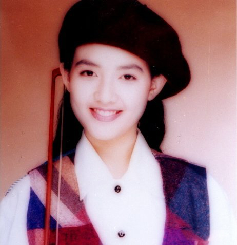 乖乖女摘子宫，得抑郁险自杀，如今的范晓萱怎么样？