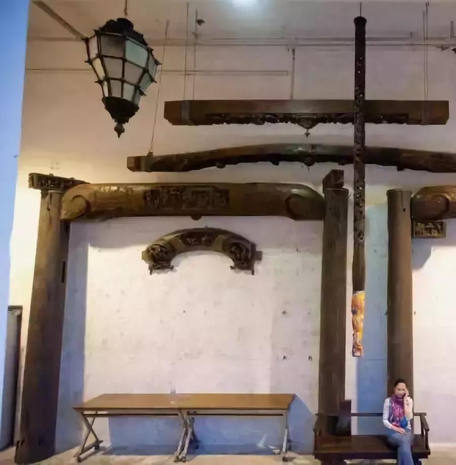 成龙收藏的紫檀,成龙的小叶紫檀值多少钱