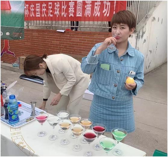 庆祝双节齐欢乐,欢庆双节活动