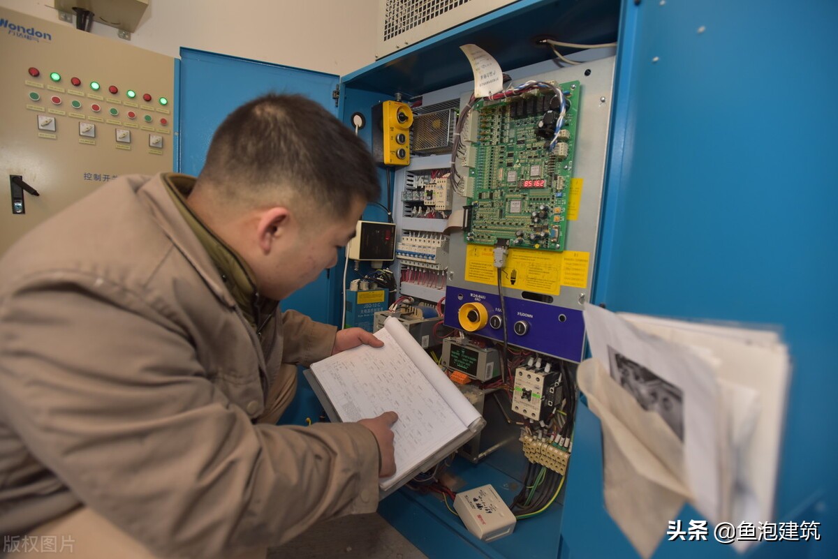电梯维修工值不值得去做,电梯维修工未来工作前景怎样