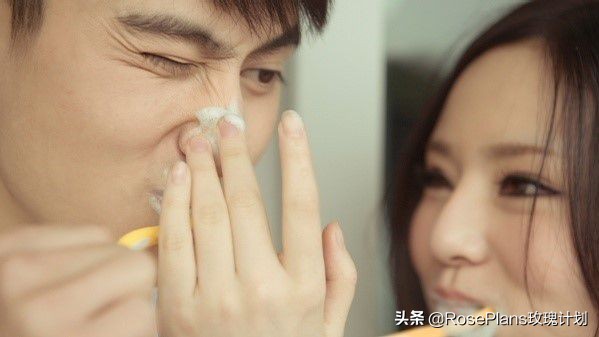 送花情话最暖心撩人写给女朋友,情话给女朋友100字