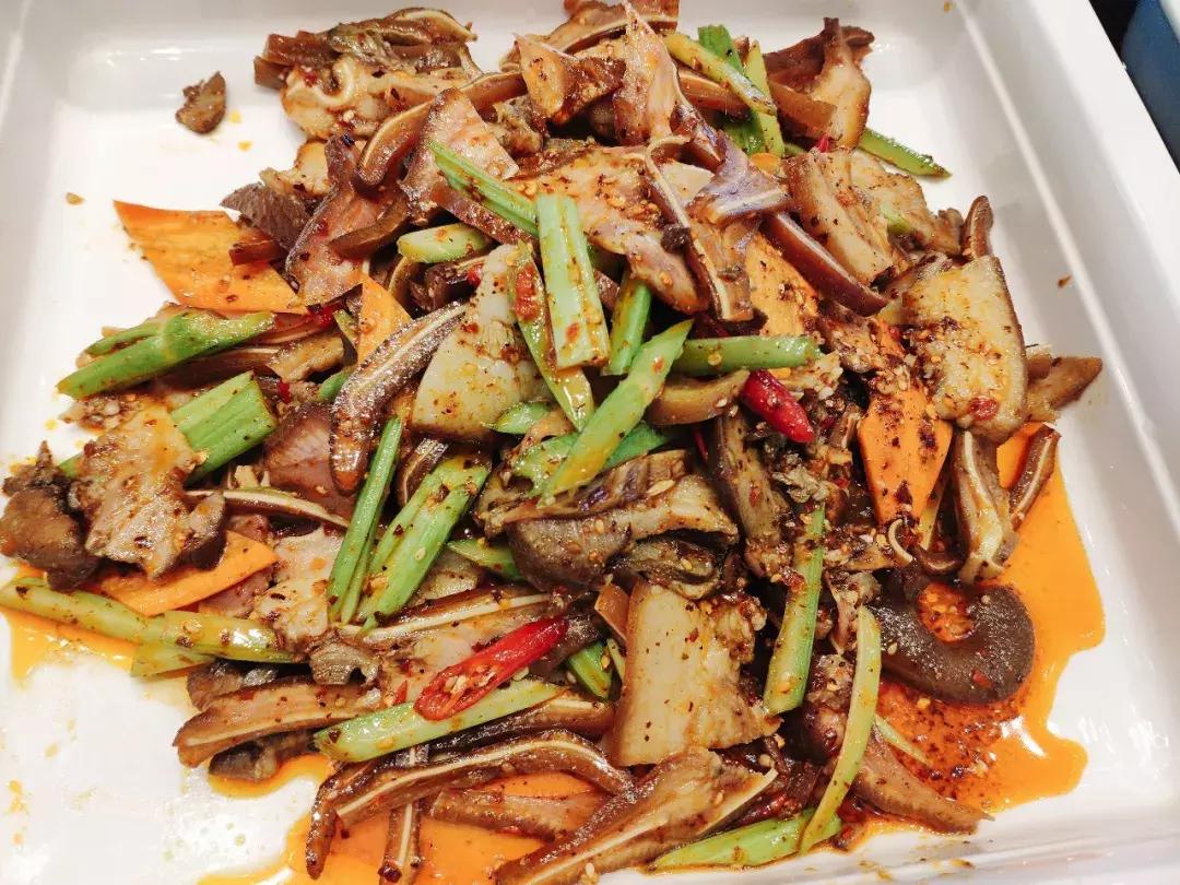 砚山县初客牛排自助餐厅营业时间,砚山初客牛排自助视频