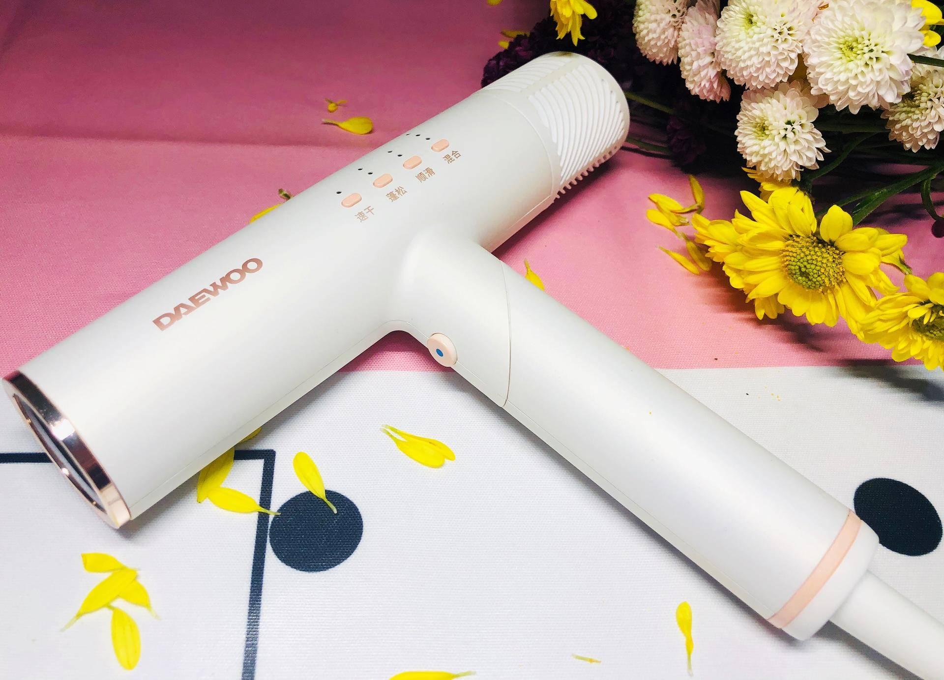 大宇高速吹风机对比徕芬吹风机,大宇吹风机测评