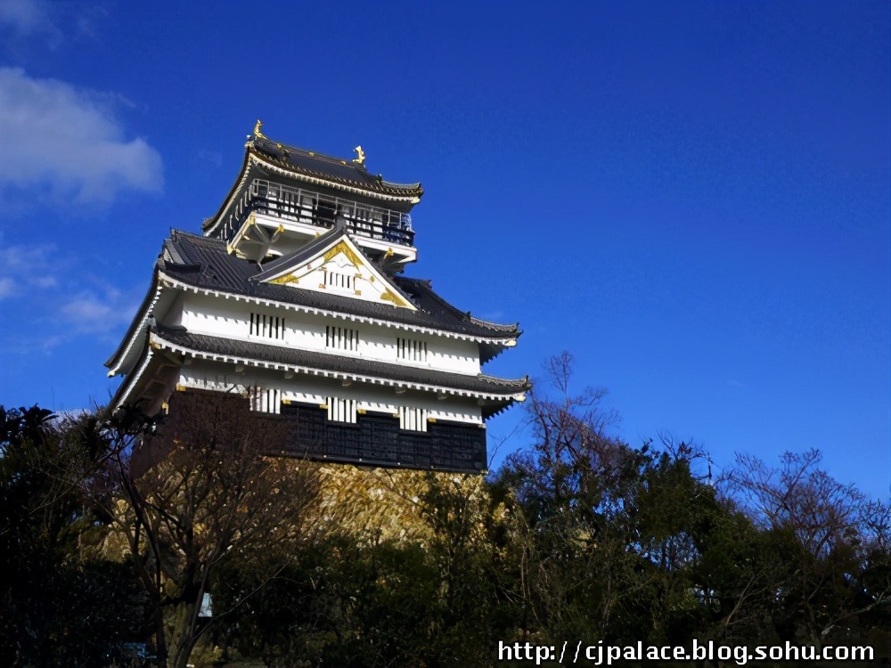 日本魔法城堡,日本城堡和欧洲城堡
